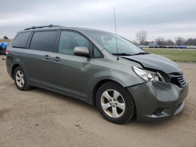 2011 Toyota Sienna LE