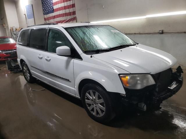 2013 Chrysler Town & Country Touring