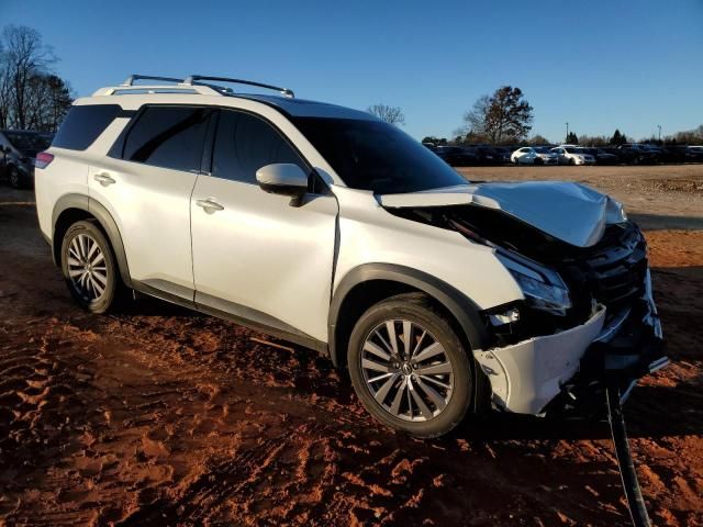 2023 Nissan Pathfinder SL