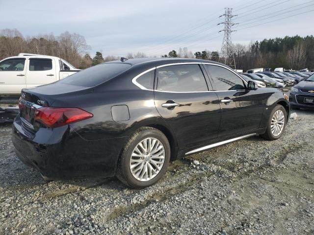 2015 Infiniti Q70 3.7