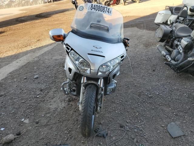 2005 Honda GL1800