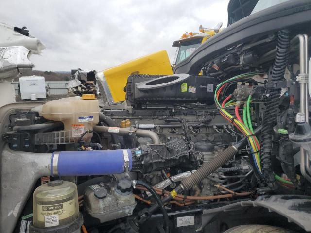 2024 Freightliner Cascadia 126