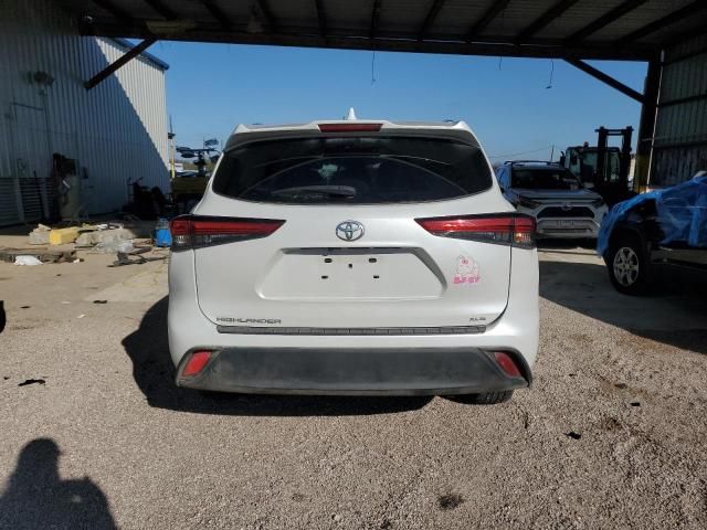 2022 Toyota Highlander XLE