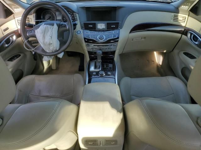 2012 Infiniti M37