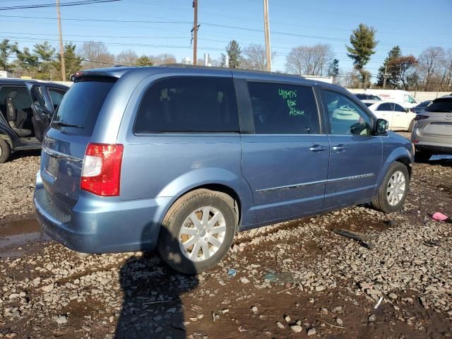 2012 Chrysler Town & Country Touring L