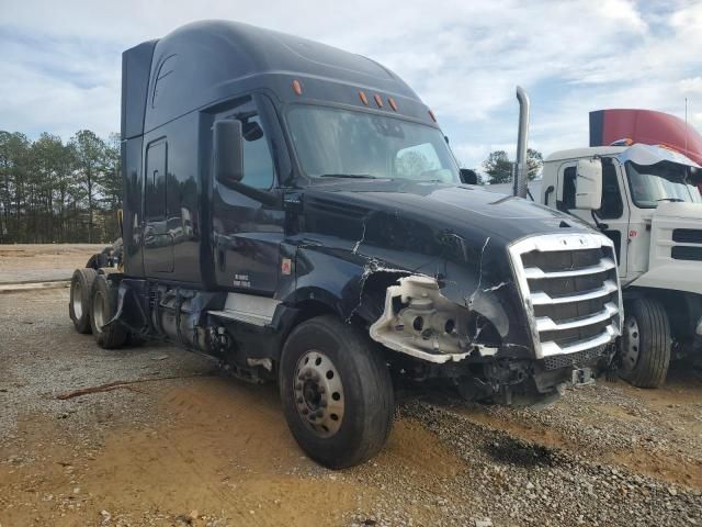 2023 Freightliner Cascadia 126