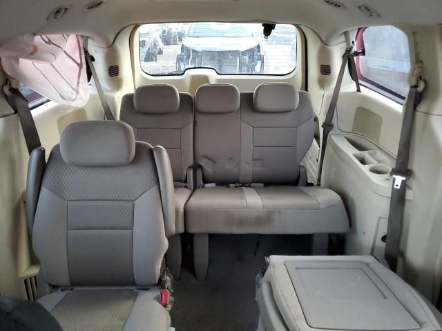 2009 Chrysler Town & Country LX