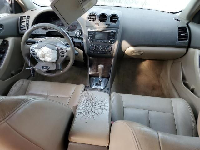 2010 Nissan Altima Base