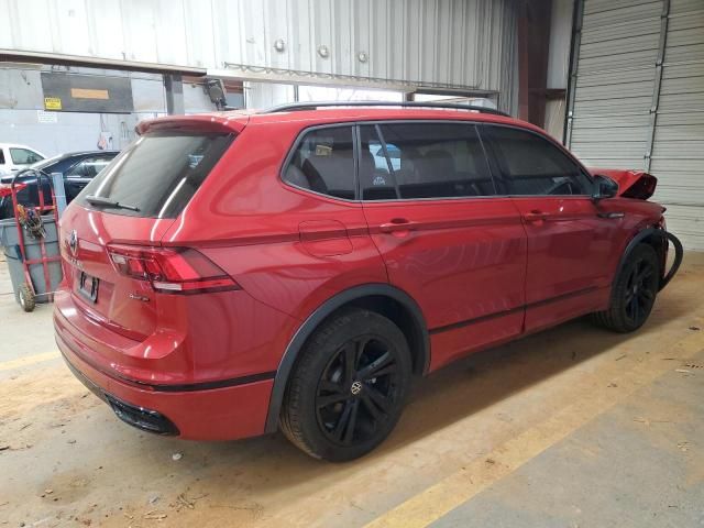 2024 Volkswagen Tiguan SE R-LINE Black