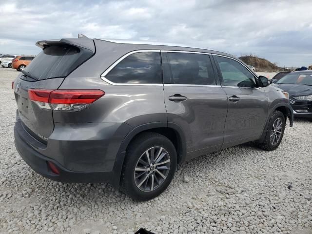 2018 Toyota Highlander SE