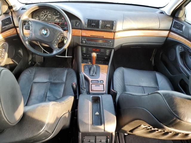 2002 BMW 525 IT Automatic