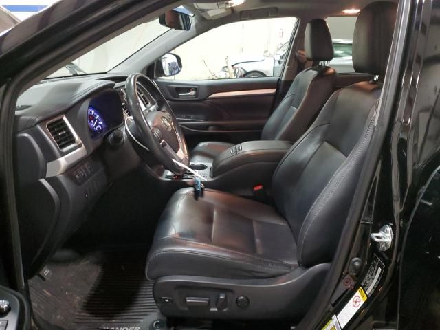 2019 Toyota Highlander SE