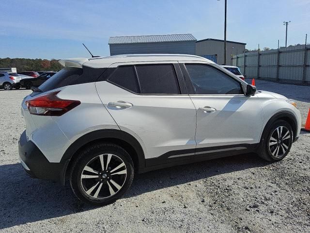 2020 Nissan Kicks SR