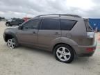 2010 Mitsubishi Outlander XLS