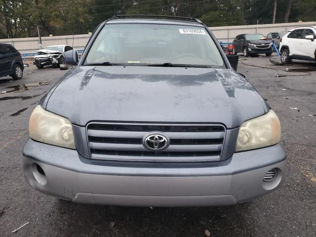 2004 Toyota Highlander Base