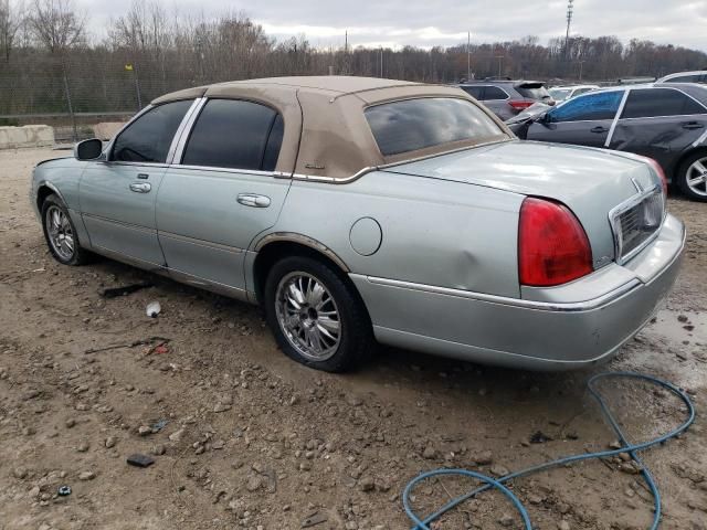 2007 Lincoln Town Car Signature