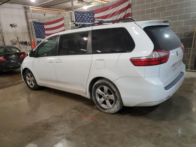 2015 Toyota Sienna LE