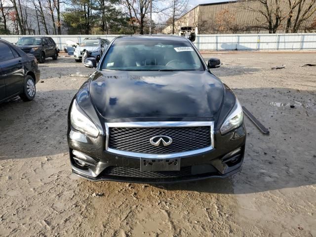 2017 Infiniti Q70 3.7