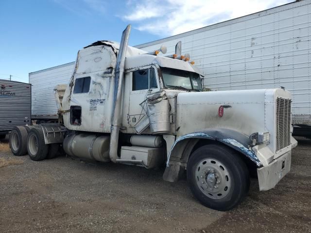 2003 Peterbilt 379