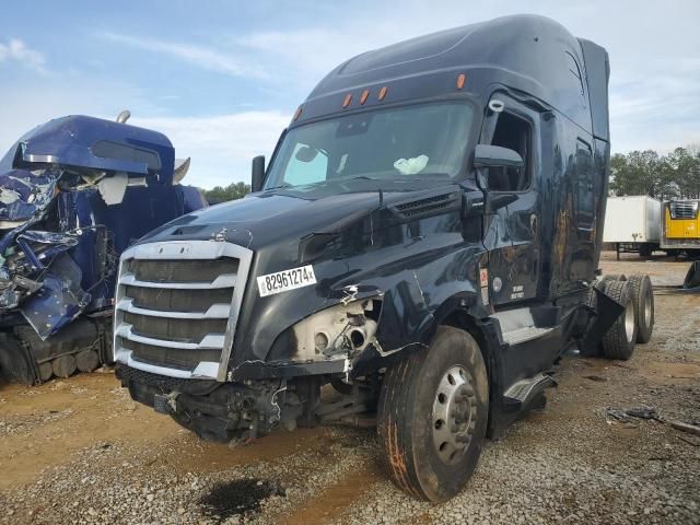 2023 Freightliner Cascadia 126