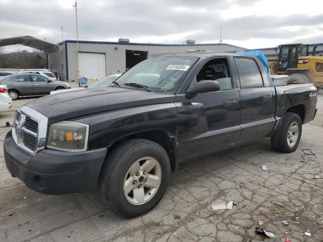 2005 Dodge Dakota Quattro