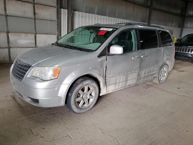 2010 Chrysler Town & Country Touring Plus