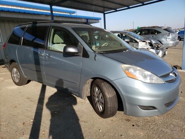 2009 Toyota Sienna CE