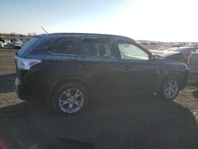 2015 Mitsubishi Outlander SE