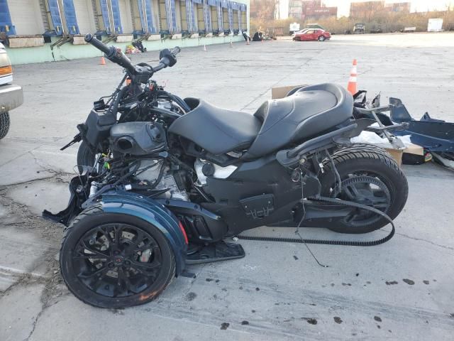 2021 Can-Am Spyder Roadster RT