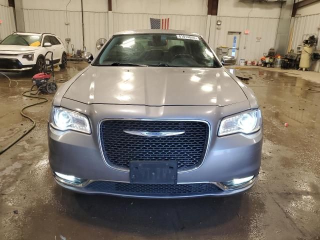 2016 Chrysler 300C