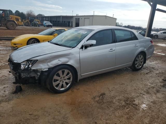 2005 Toyota Avalon XL