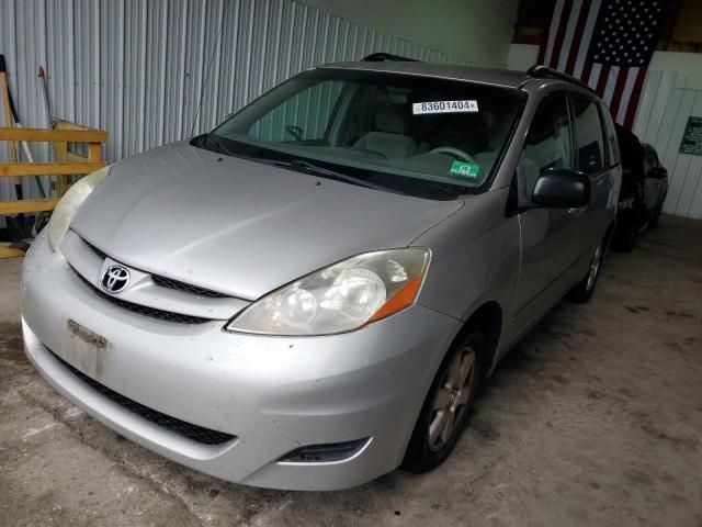 2008 Toyota Sienna CE