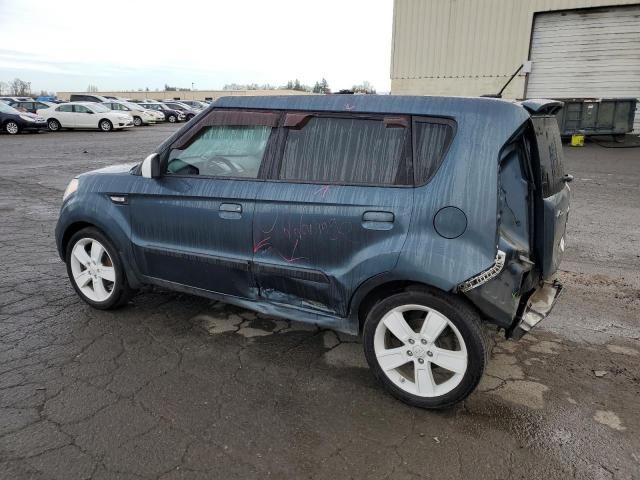 2010 KIA Soul +