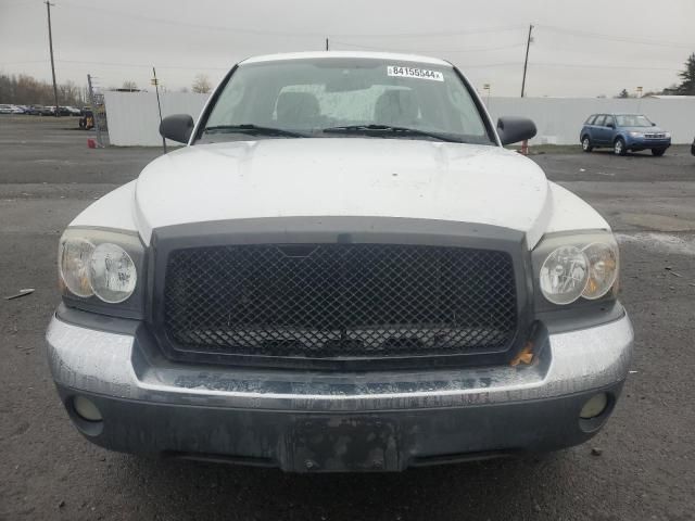 2005 Dodge Dakota Quad SLT