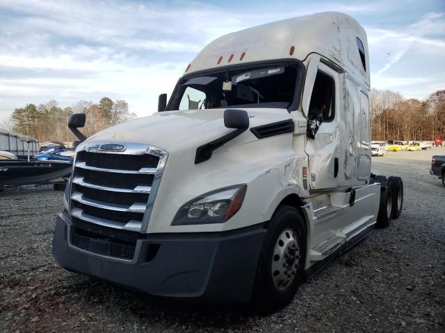 2022 Freightliner Cascadia 126