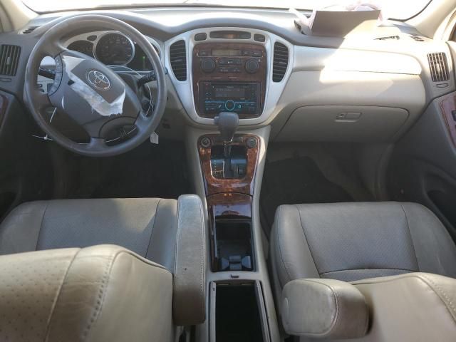 2004 Toyota Highlander Base