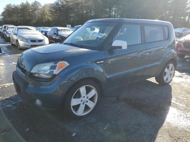 2010 KIA Soul +