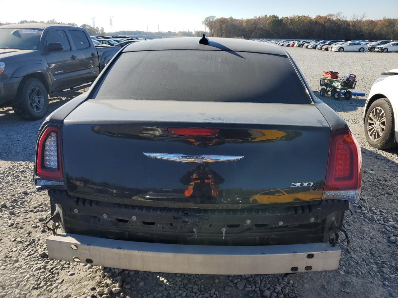 2019 Chrysler 300 s