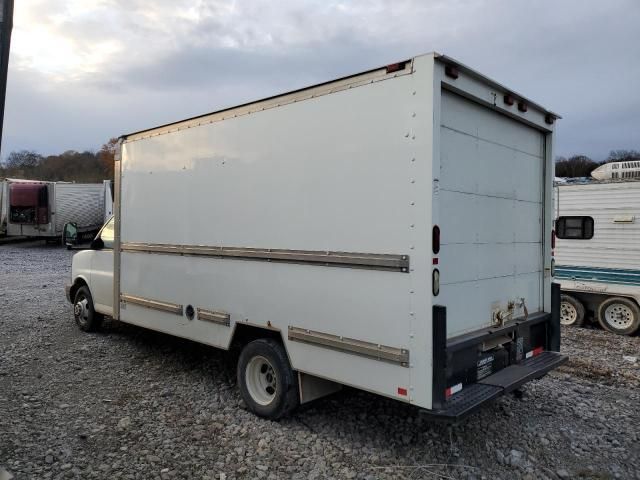 2007 GMC Savana Cutaway G3500