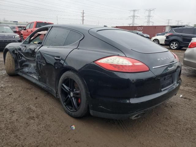 2012 Porsche Panamera 2