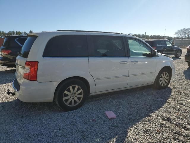 2015 Chrysler Town & Country LX