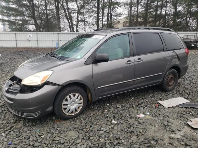 2005 Toyota Sienna CE