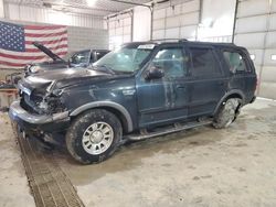 Salvage cars for sale from Copart Columbia, MO: 2001 Ford Expedition XLT