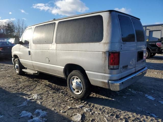 2014 Ford Econoline E350 Super Duty Wagon