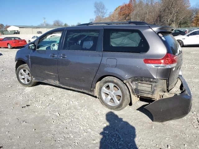 2014 Toyota Sienna LE