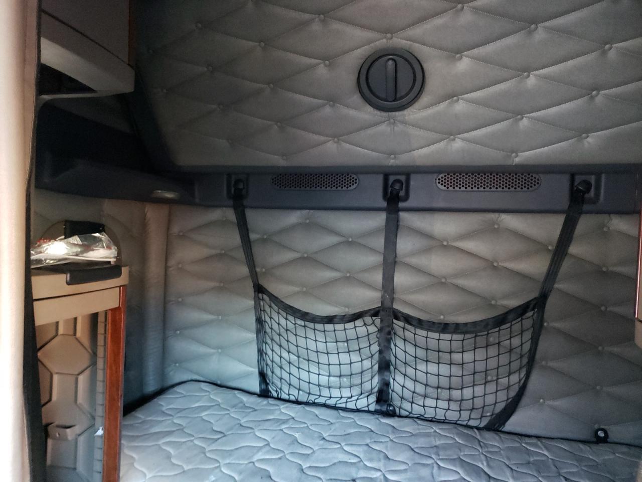 2017 Freigliner Cascadia 125