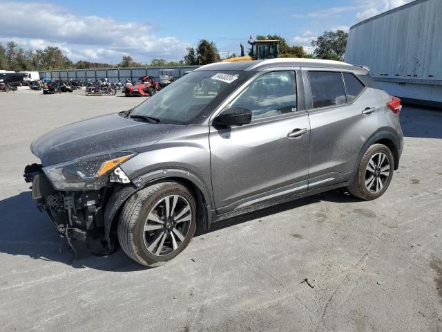 2020 Nissan Kicks SR