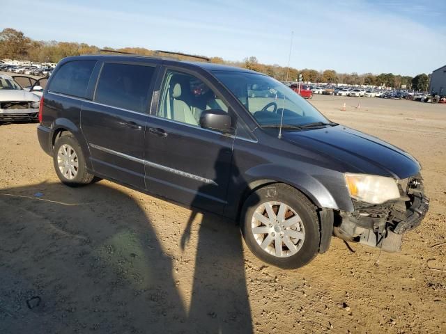 2014 Chrysler Town & Country Touring