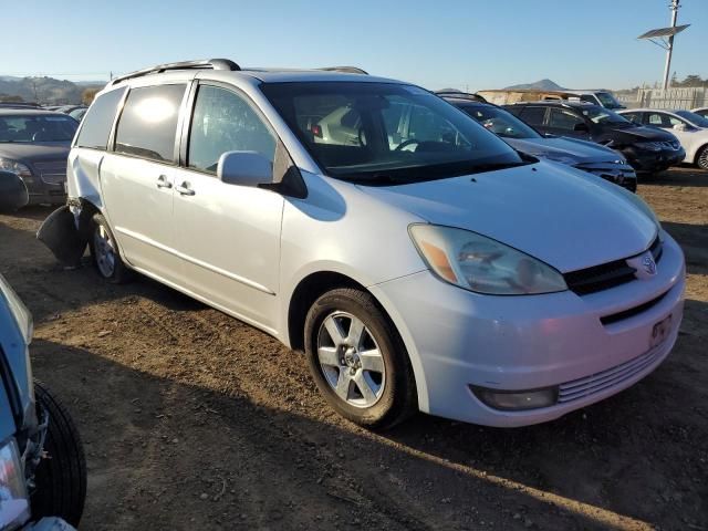 2004 Toyota Sienna XLE