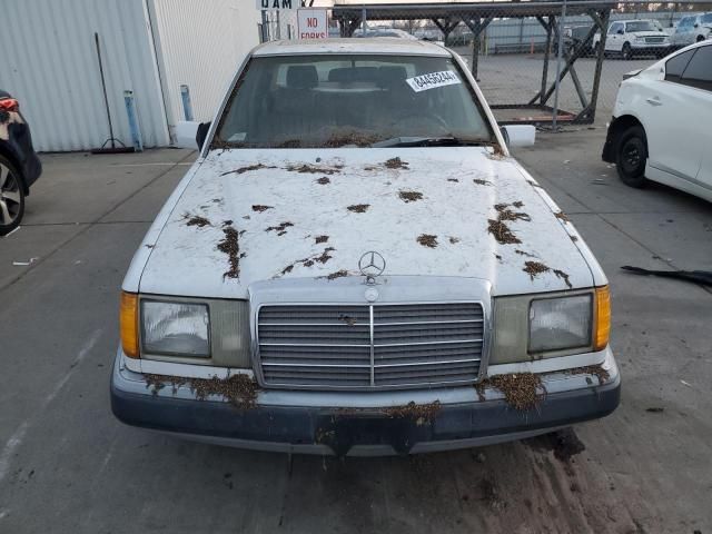 1991 Mercedes-Benz 300 E 2.6